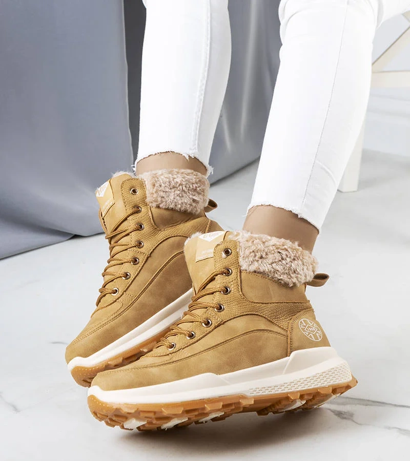 Meleg bézs bokacsizma LCJ-22-44-1361L Lee Cooper