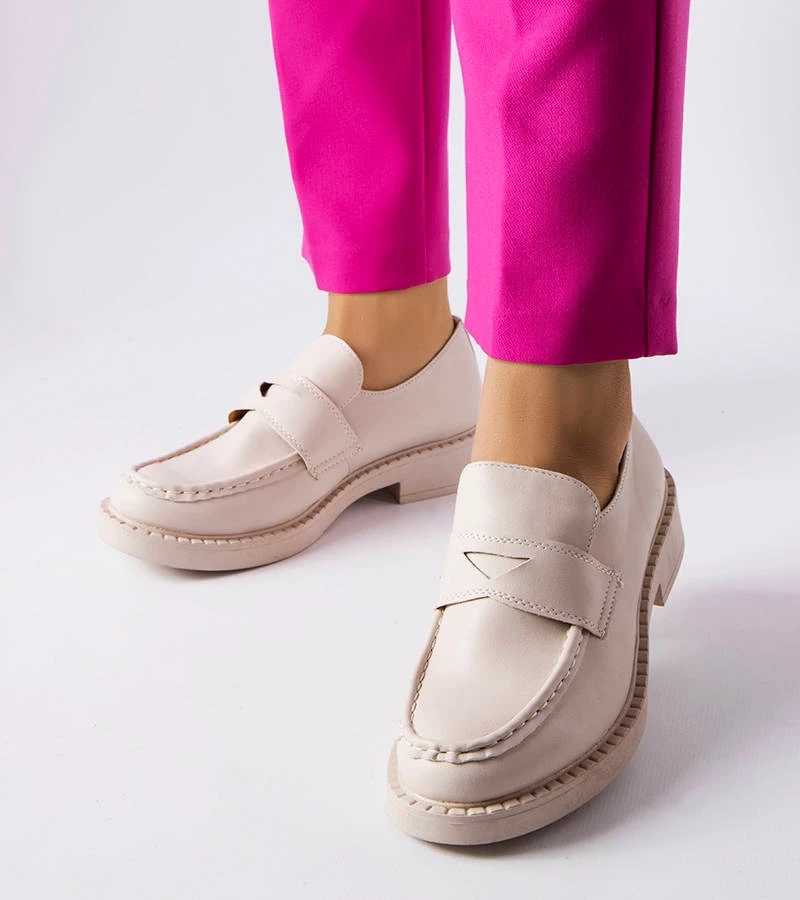 Élodie elegáns bézs mokaszinok