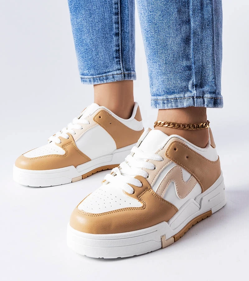 Barna cipő vastag talppal Harter