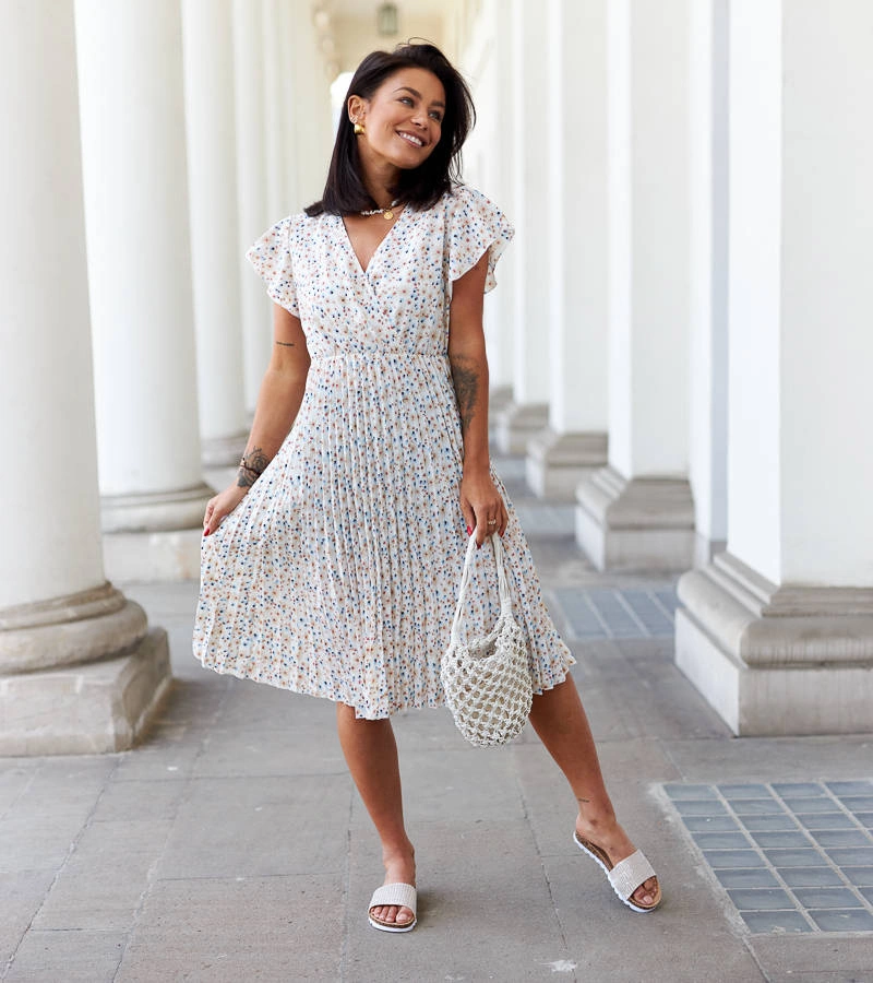 Virágos Viminale fehér pliszírozott ruha