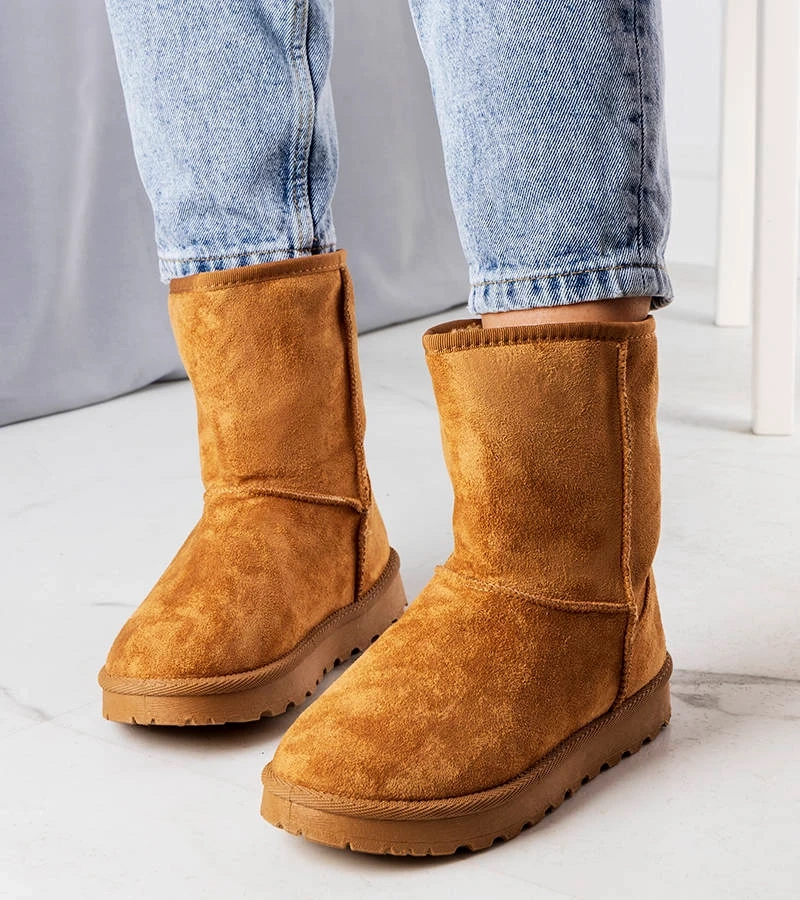 Barna bélelt hótaposó Hank