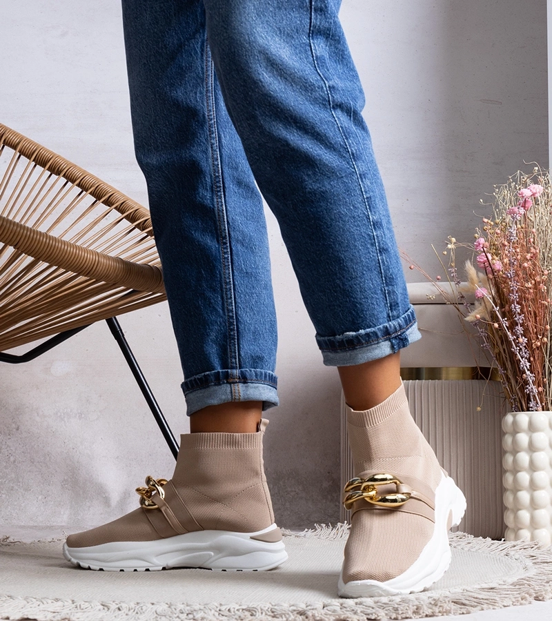 Barna láncos tornacipő Taryn