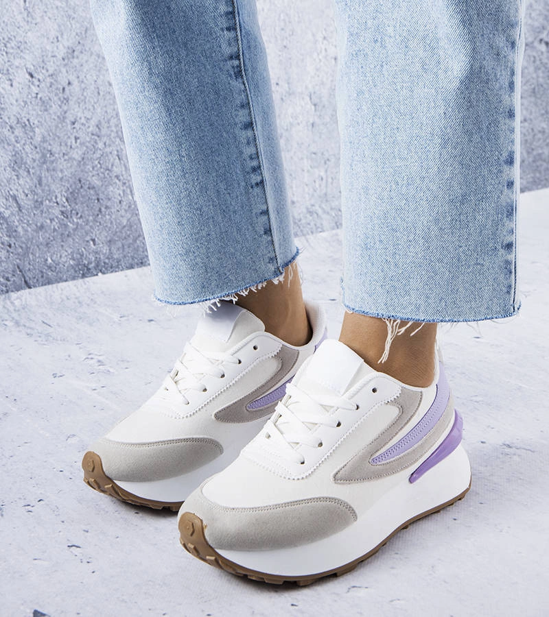 Fehér vastag talpú Moore tornacipők