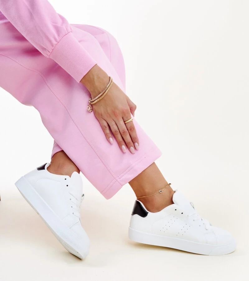 Fekete-fehér Akila tornacipők