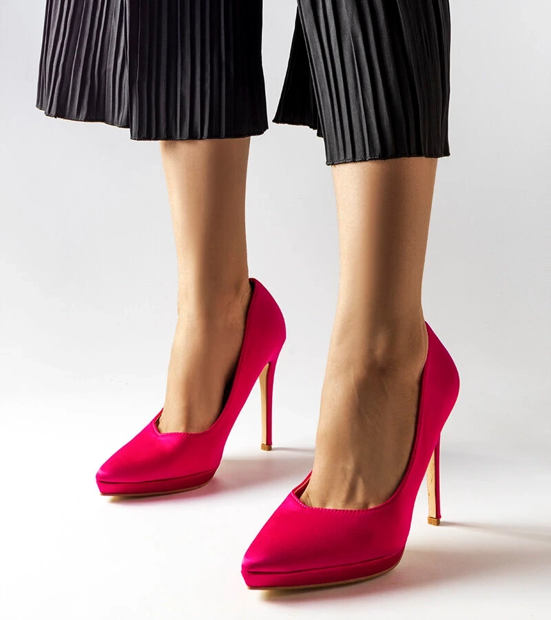 Rózsaszín szatén tűsarok Silje