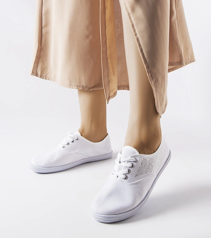 Fehér cirkóniával díszített Godfrey tornacipők