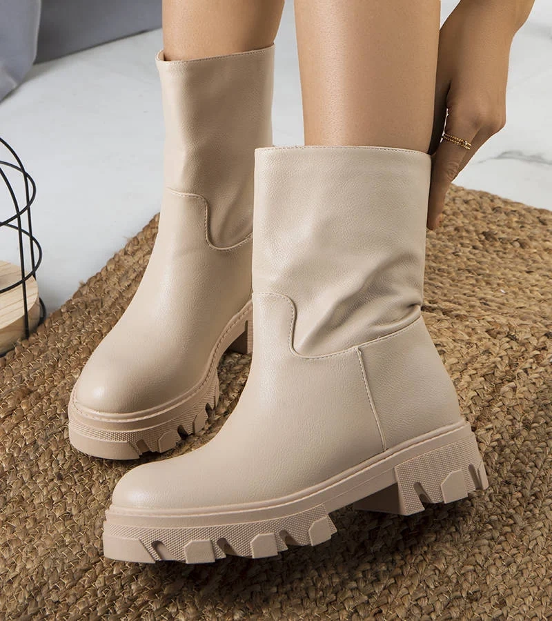 Meleg bézs bokacsizma Nasidi