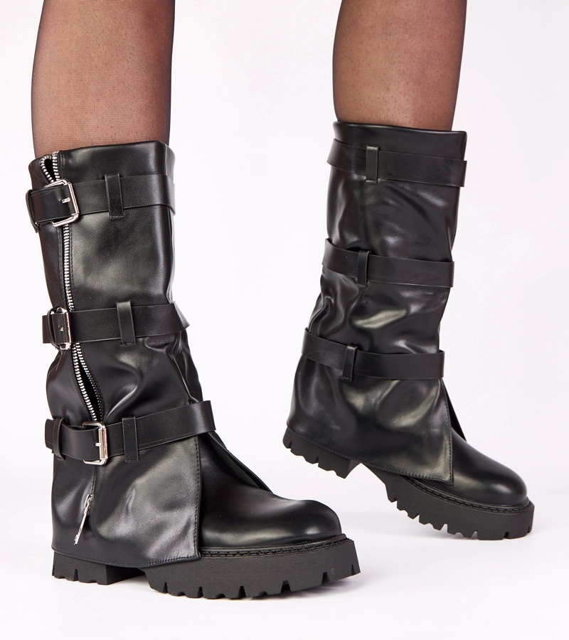 Fekete platformcsizmák felhajtott szárú Colina