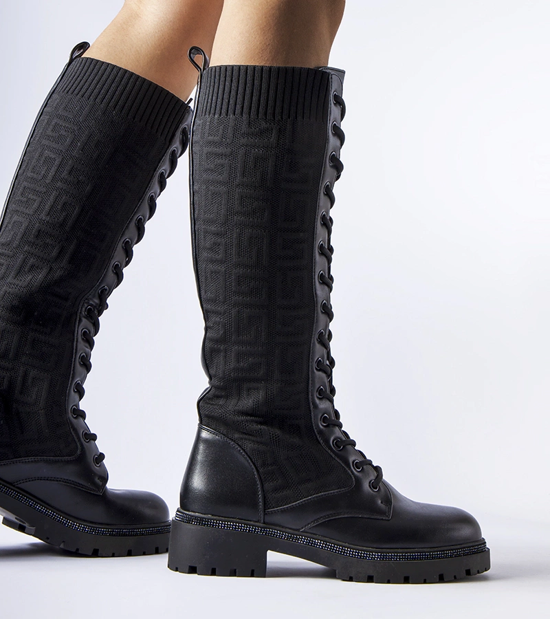 Fekete zoknis csizma Pierina cirkóniákkal