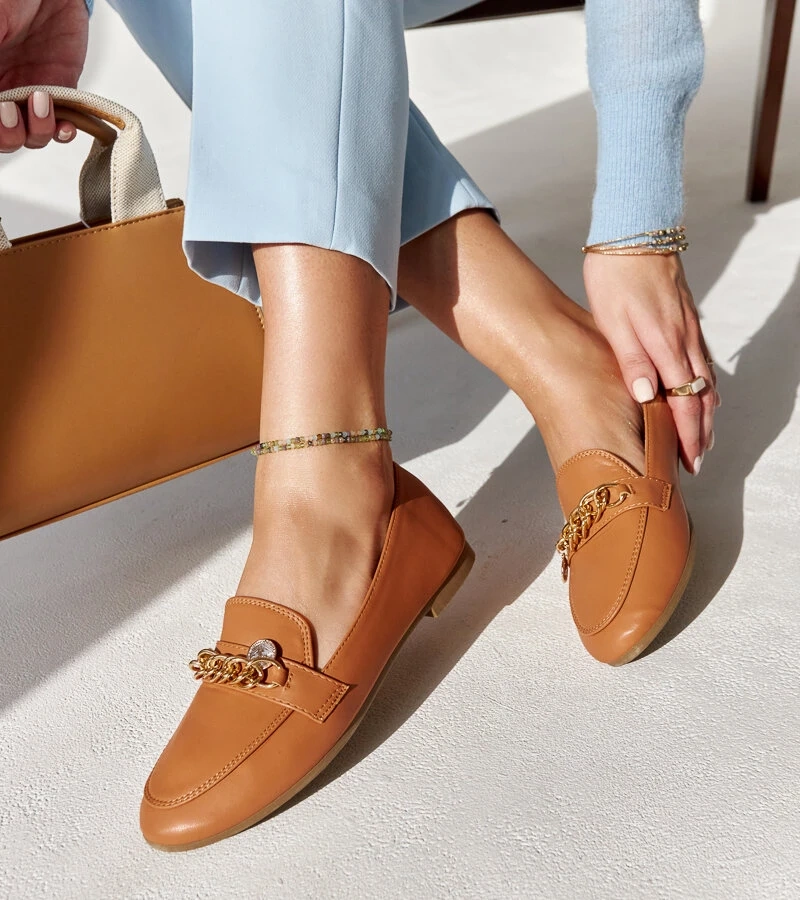 Scaletta láncos barna mokaszinok