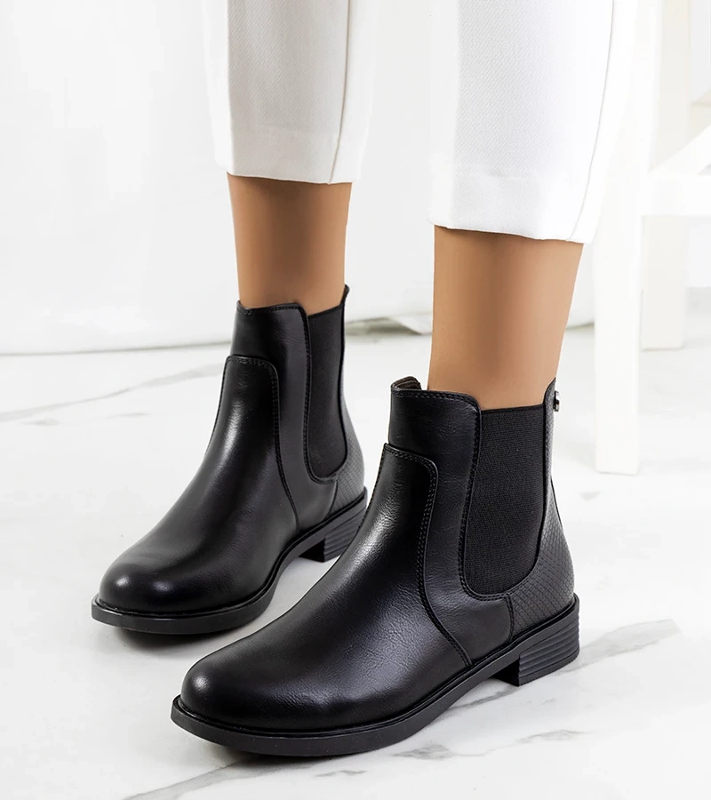 Fekete klasszikus csizma Marines