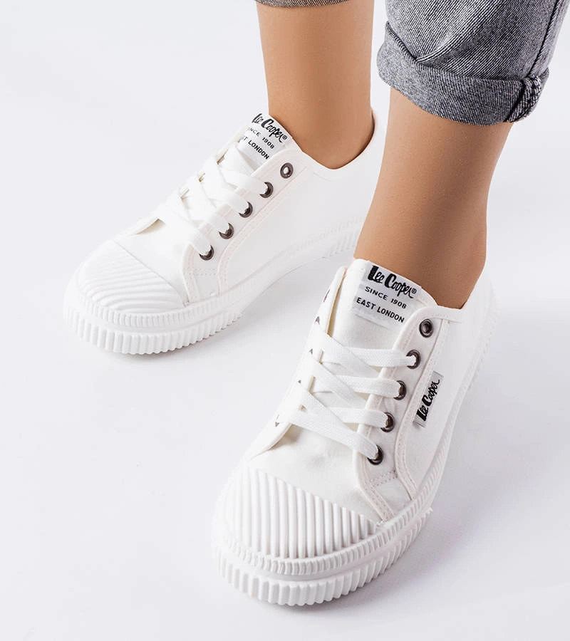 Fehér Lee Cooper LCW-23-44-1613L tornacipők