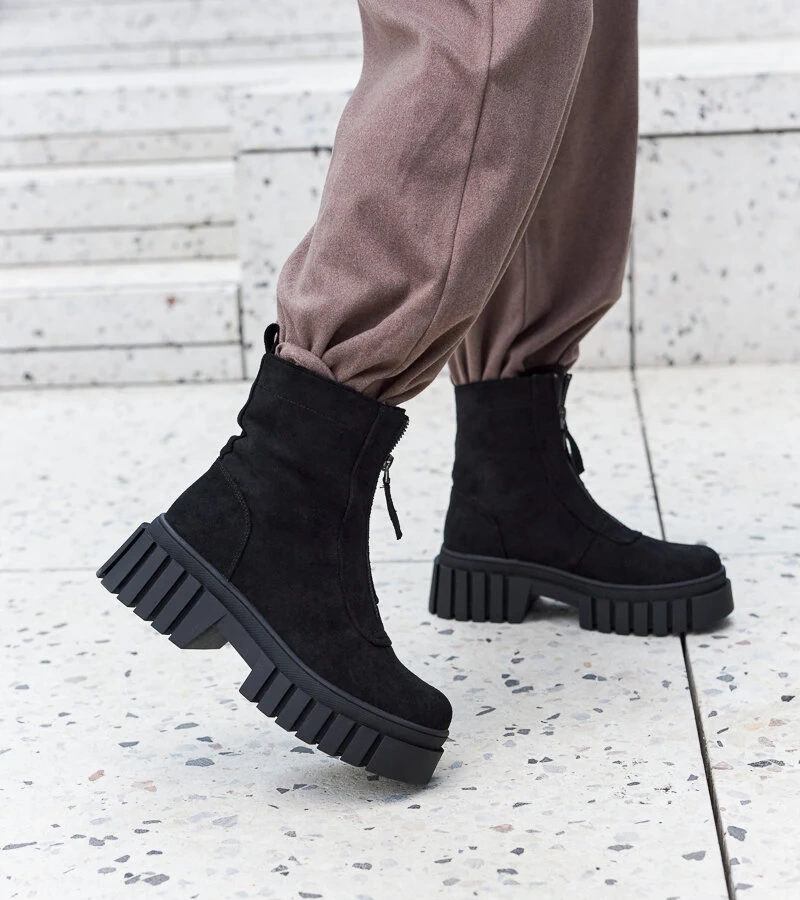 Fekete bélelt bokacsizma cipzárral Azzurra