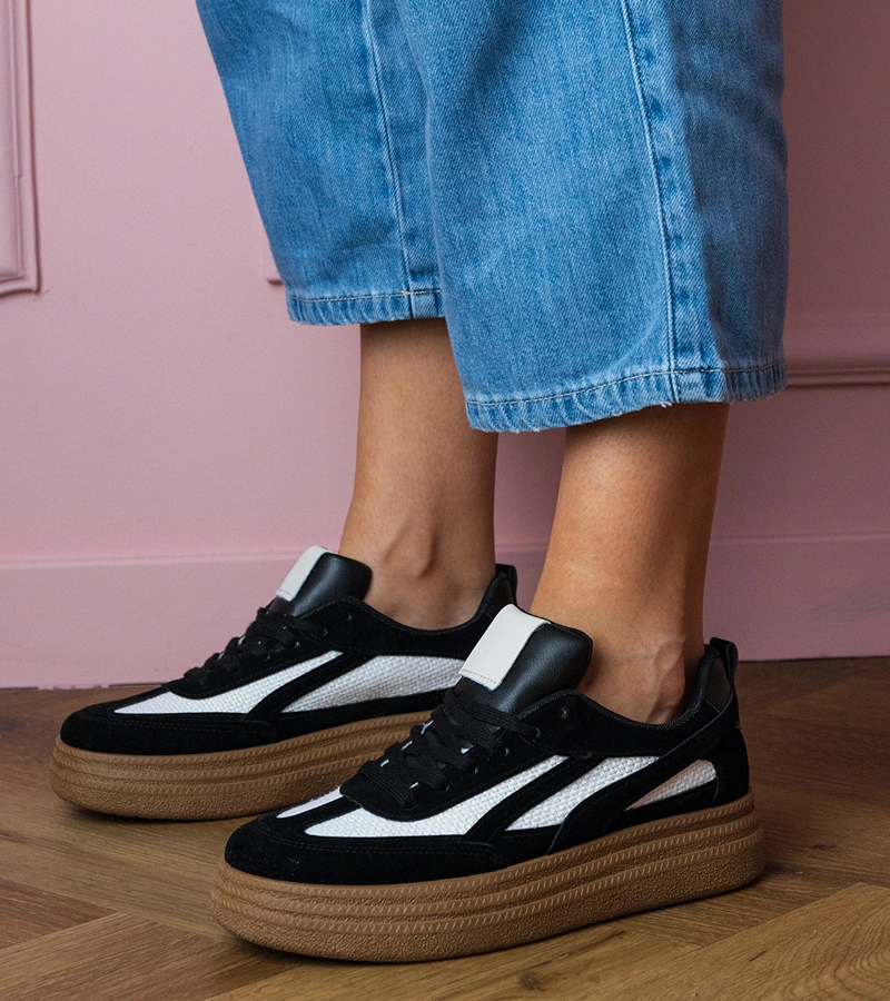 Fekete vastag talpú tornacipők Kamela