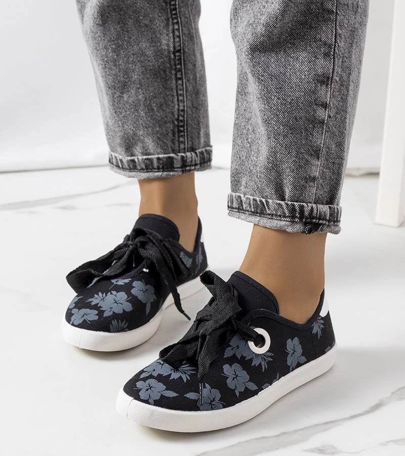 Fekete virágos Hurstie teniszcipők