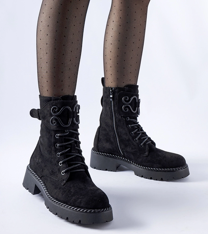 Fekete díszes munkásbakanccs eko-bőr Castore