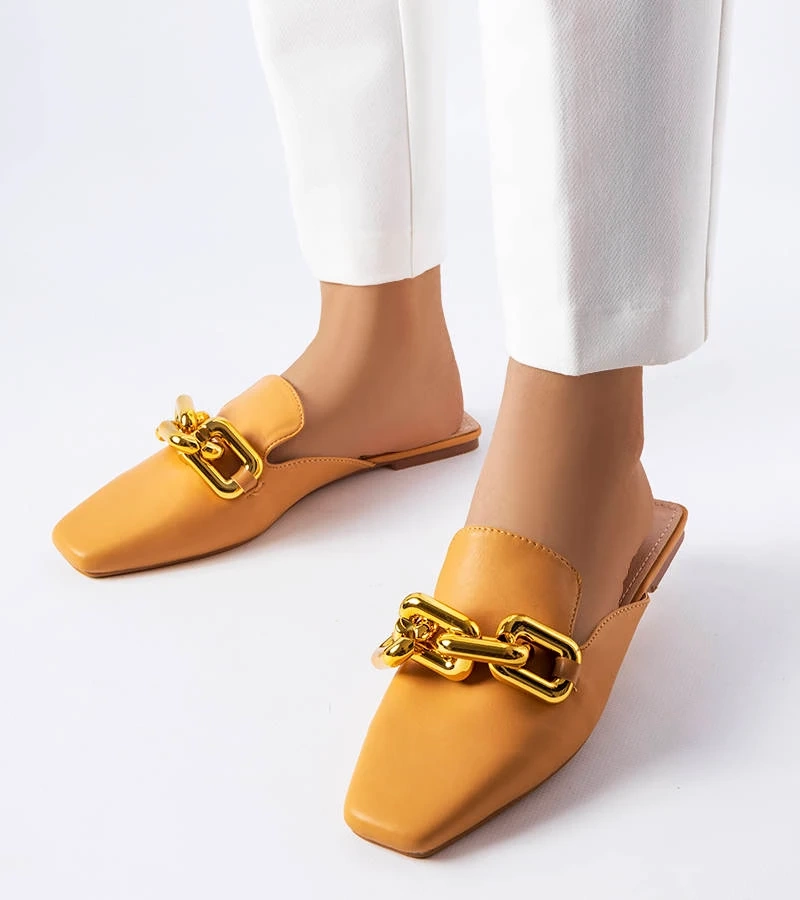 Hickory barna szandál láncocskával