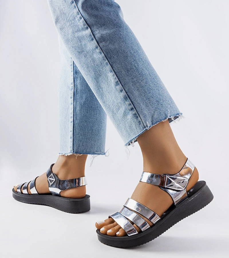 Covillon ezüst szandál kúpos talppal