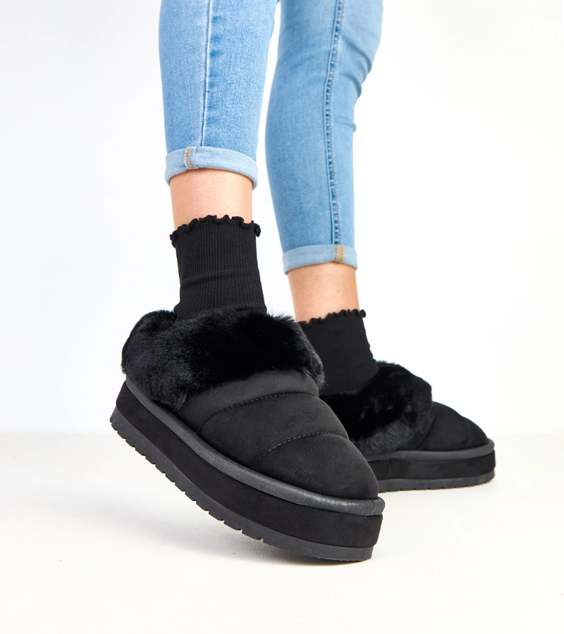 Almeida fekete rövid szőrmével bélelt hótaposók