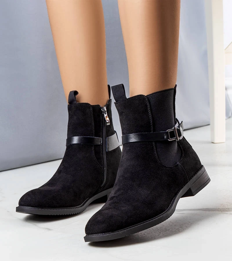 Fekete bélelt klasszikus bokacsizma Odila