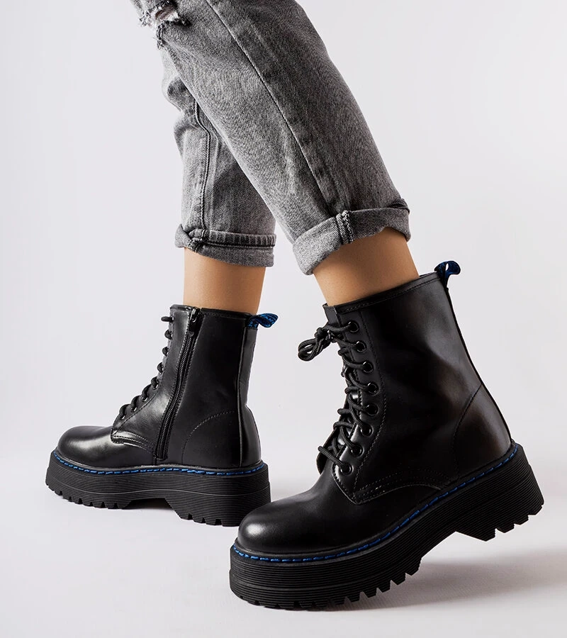 Fekete bélelt munkacsizma Stiles