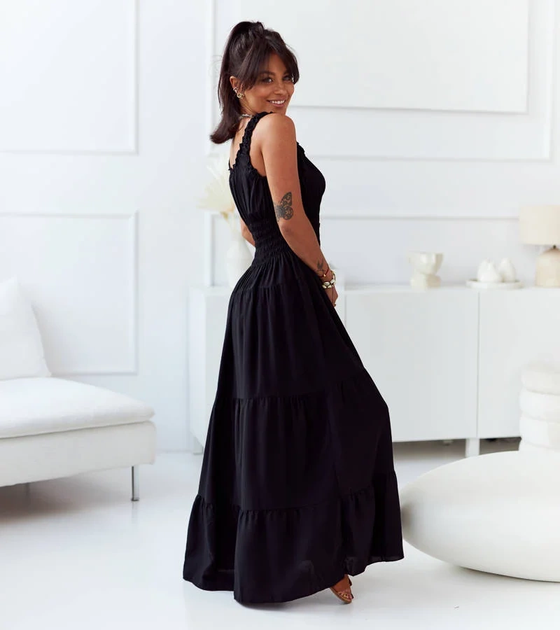 Fekete maxi ruha Hildi vállpántokkal