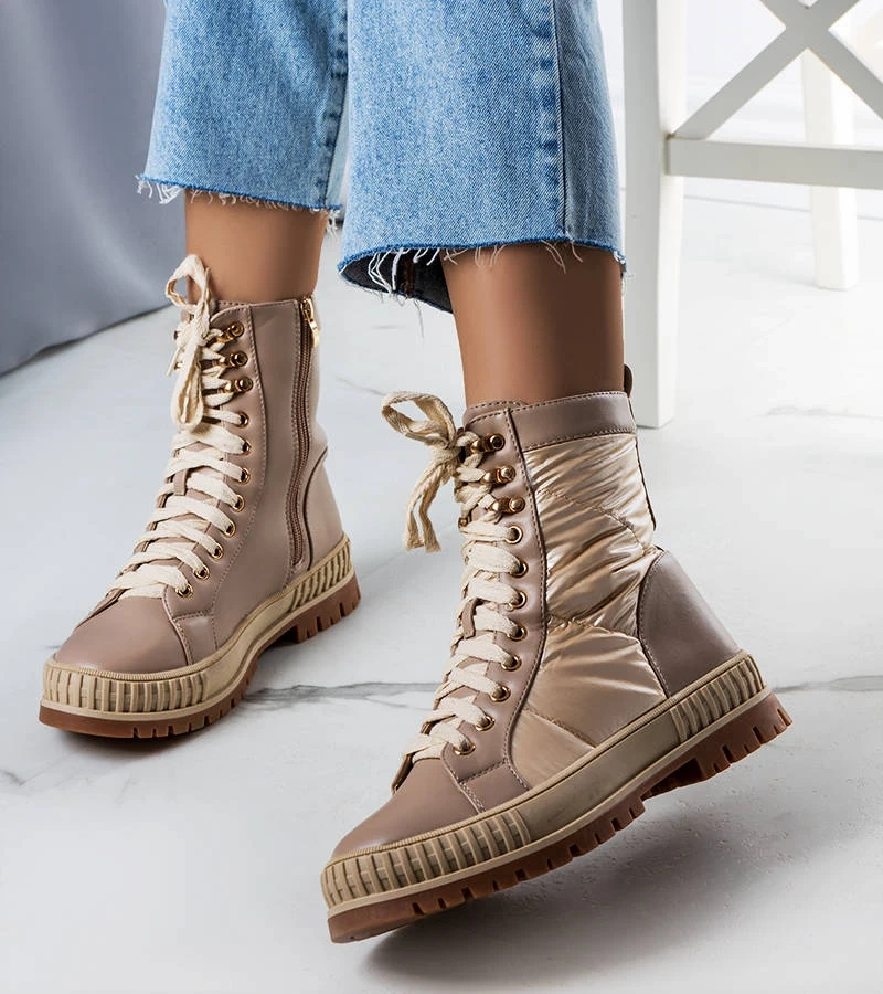 Melegített bézs trapper Hamina