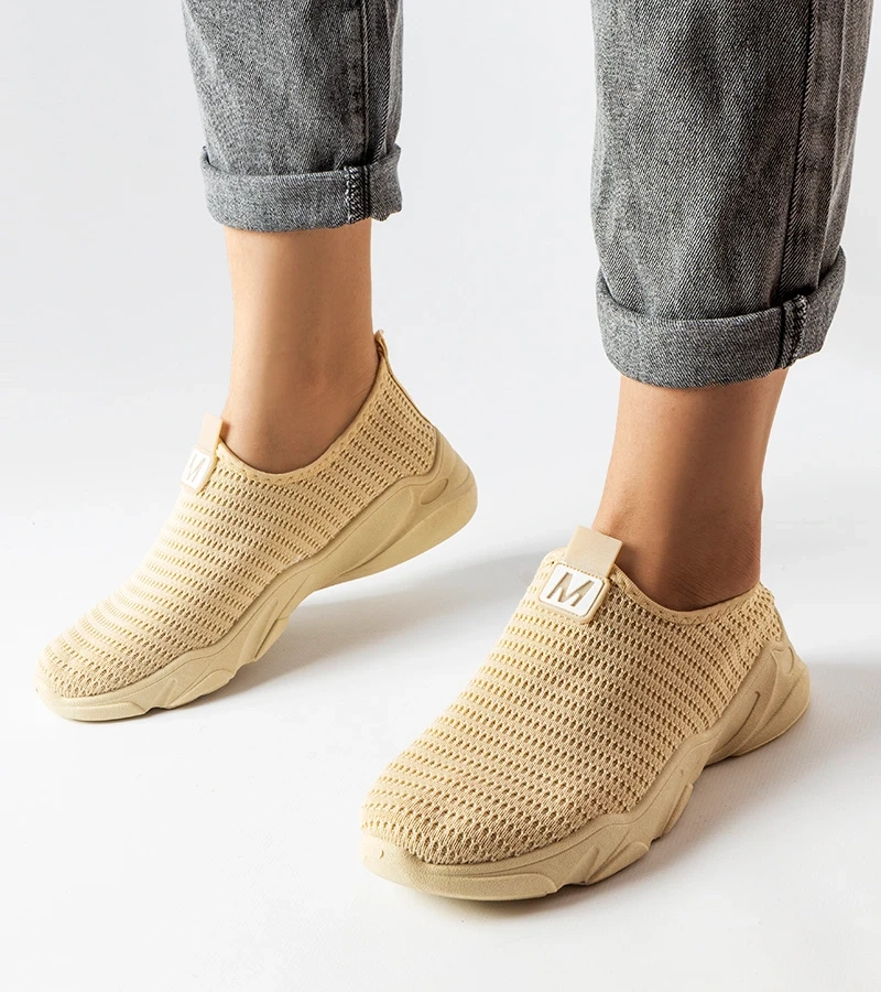 Azalee bézs slip-on tornacipők