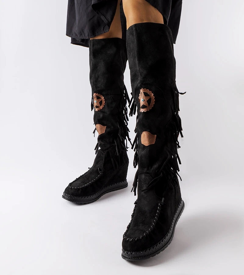 Fekete platformos csizma Cascia