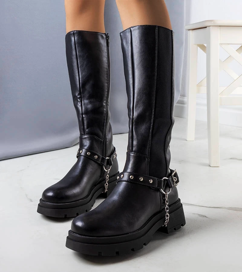 Fekete bélelt csizma Rossa