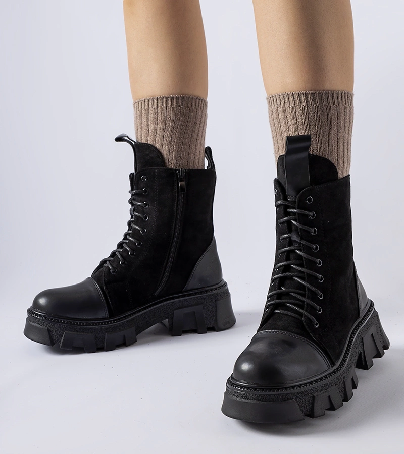 Fekete bélelt Chatham bakancsok