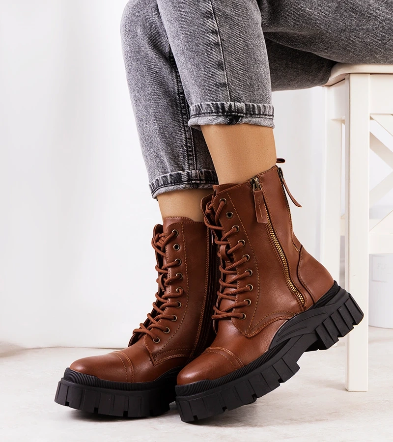 Barna bokacsizma Leeside