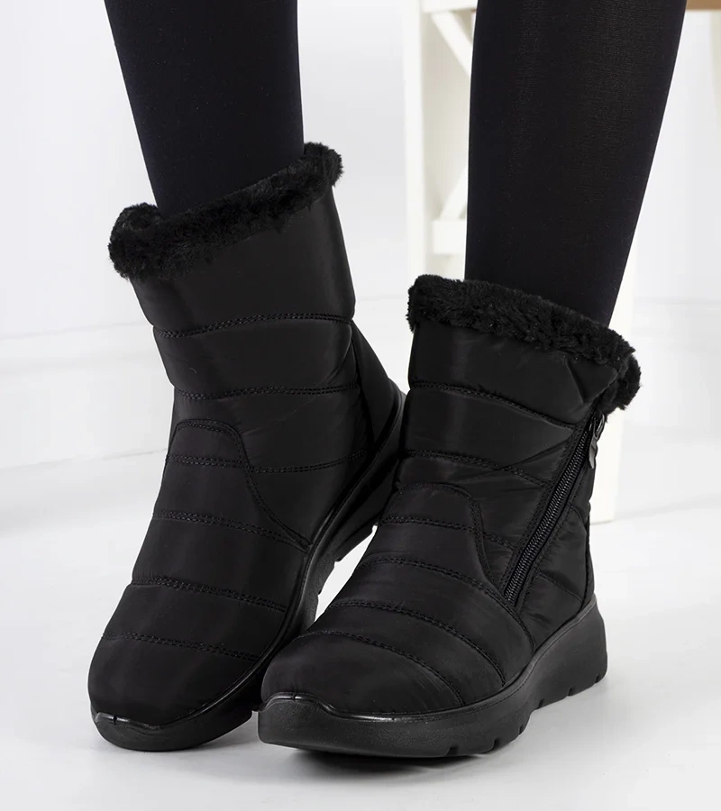 Fekete steppelt hótaposó Blibrey