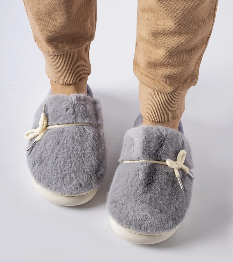 Szürke papucs díszes fűzővel Medoro