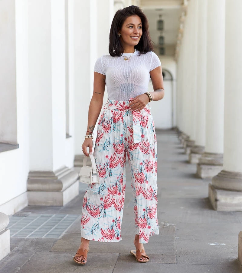 Fehér női széles pliszírozott nadrág Sijam