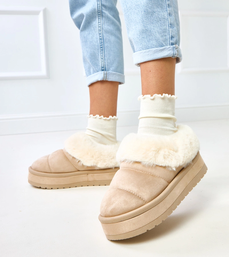 Bézs rövid szőrmével bélelt hótaposó Almeida