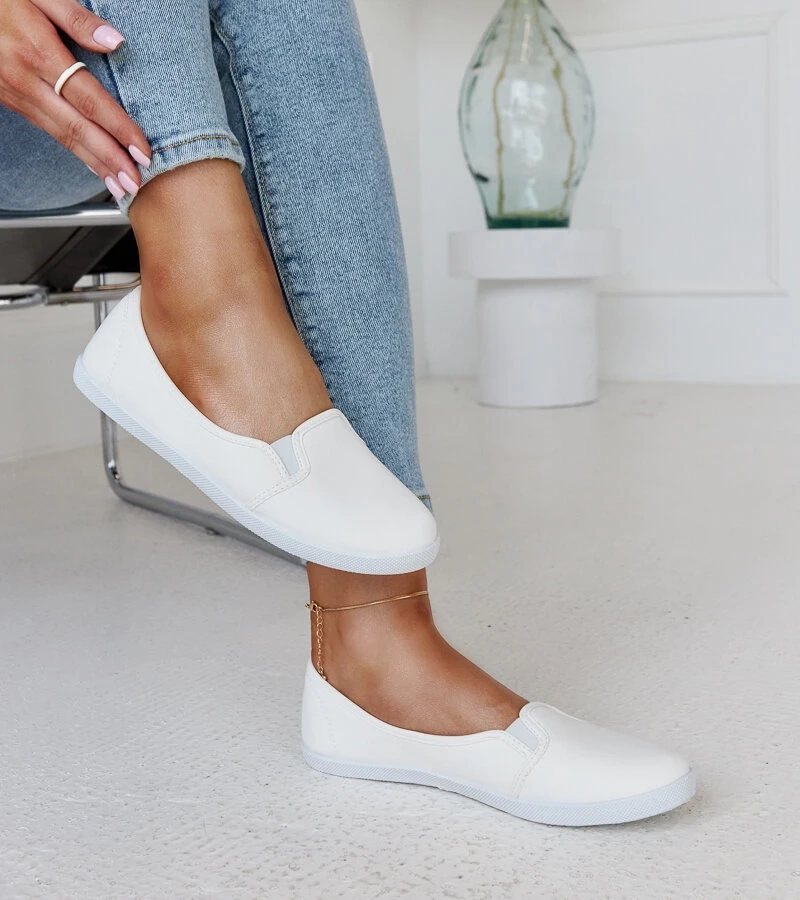 Wordana eko bőr fehér csúszásmentes teniszcipő