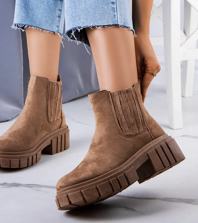 Leiva melegített barna bokacsizma