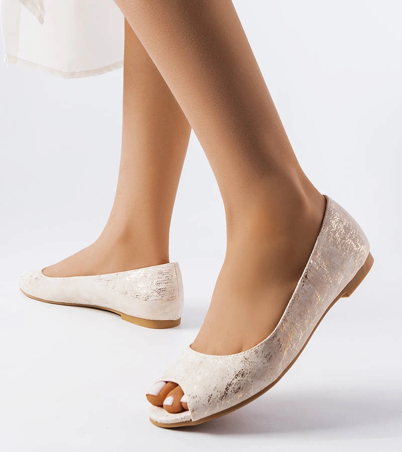 Arany nyitott orrú balerinacipő Lesage