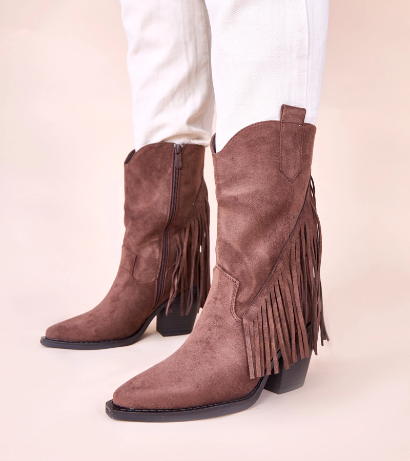 Barna rojtos westerncsizma Elama