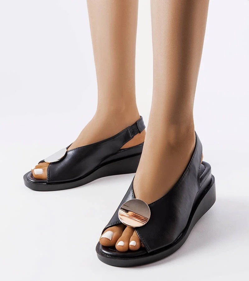 Fekete cipők Vinceza talppal