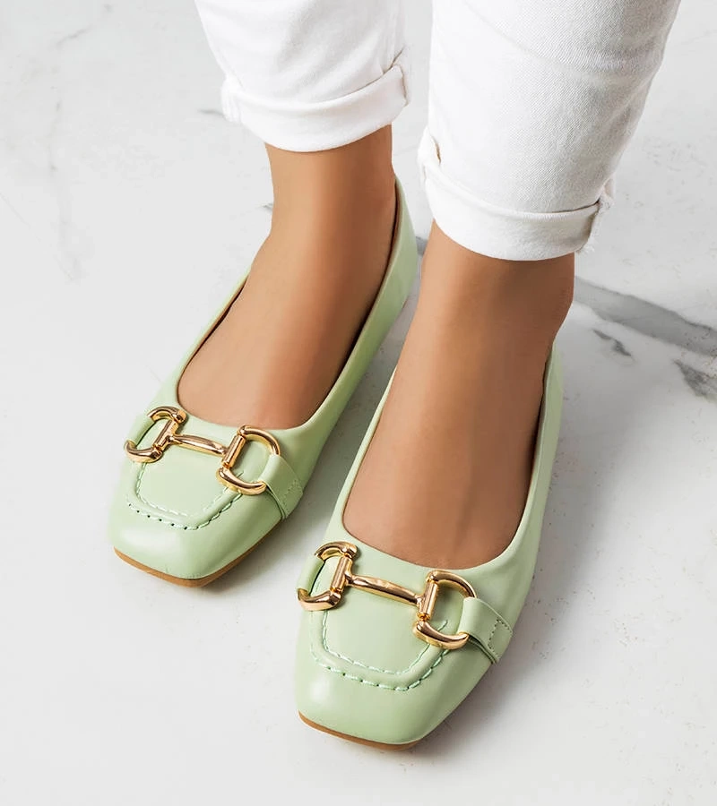 Zöld balerina arany díszítéssel Irisz