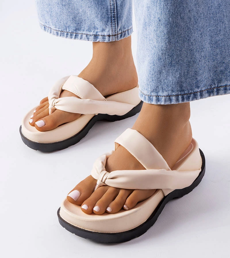 Lachapelle bézs platformos papucs