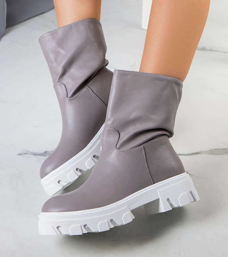 Szürke bélelt bokacsizma Nasidi