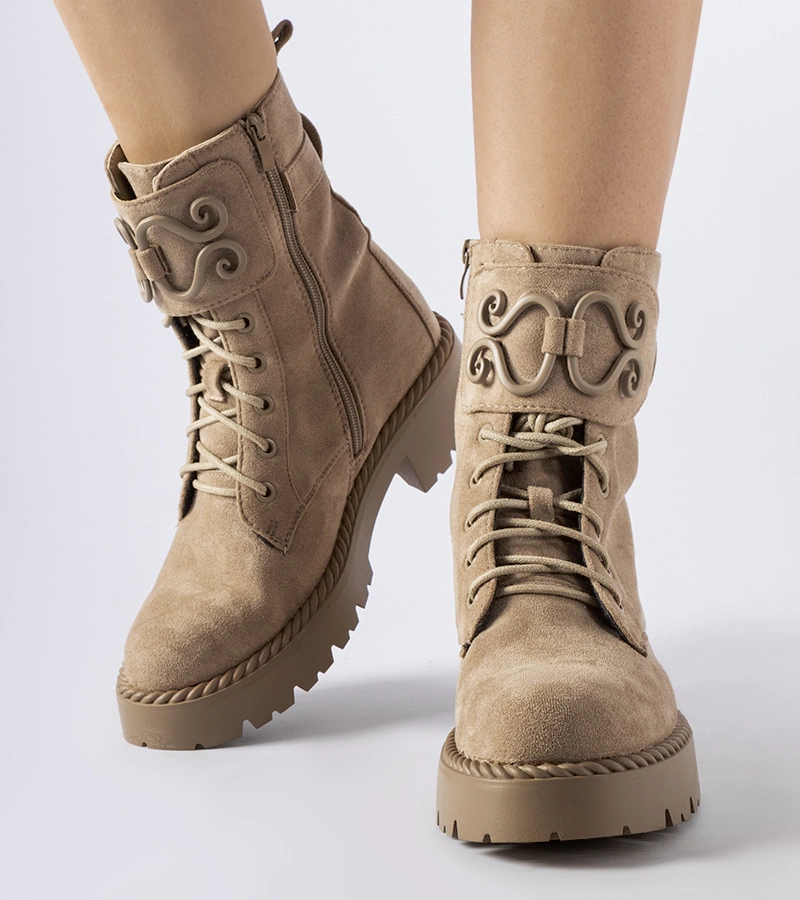 Barna díszes munkásbakancs Castore öko-szűrőből