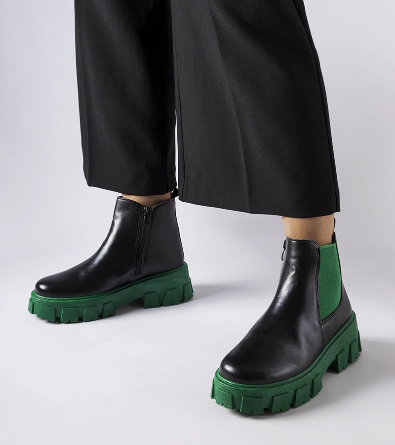 Fekete-zöld masszív csizma Petronio