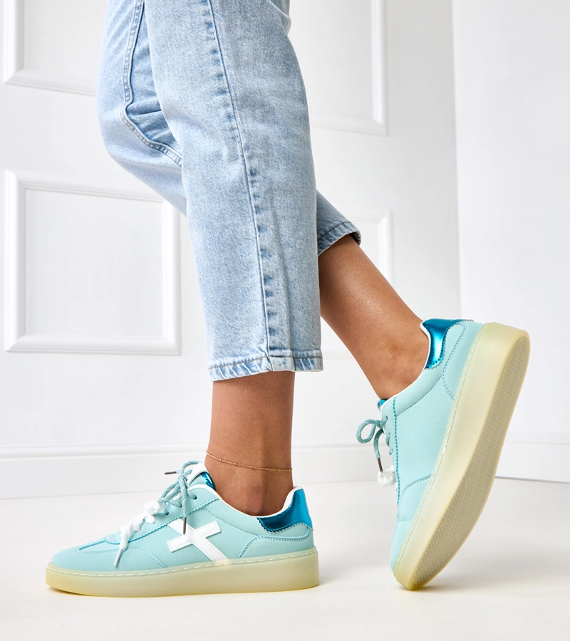 Kék platformos edzőcipő fehér betéttel Eriksen