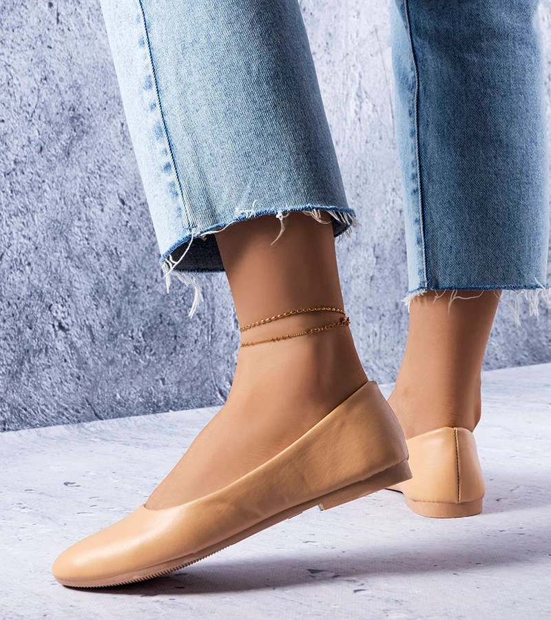 Truchon bőrbetétes bézs balerinák