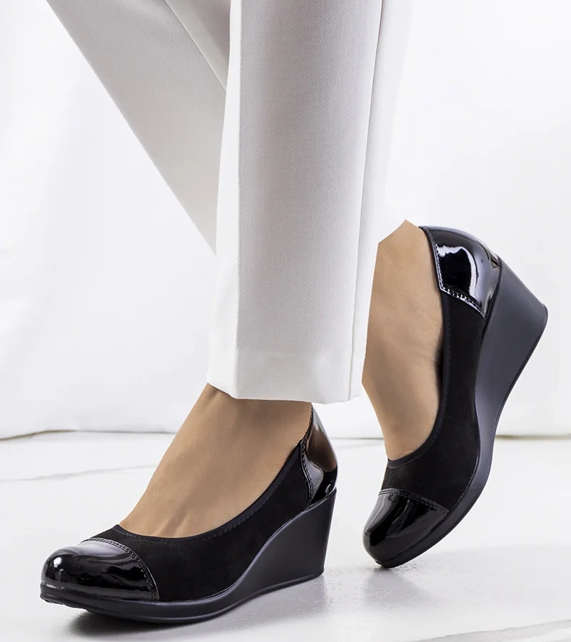 Fekete cipők kúp sarkú Janeiro