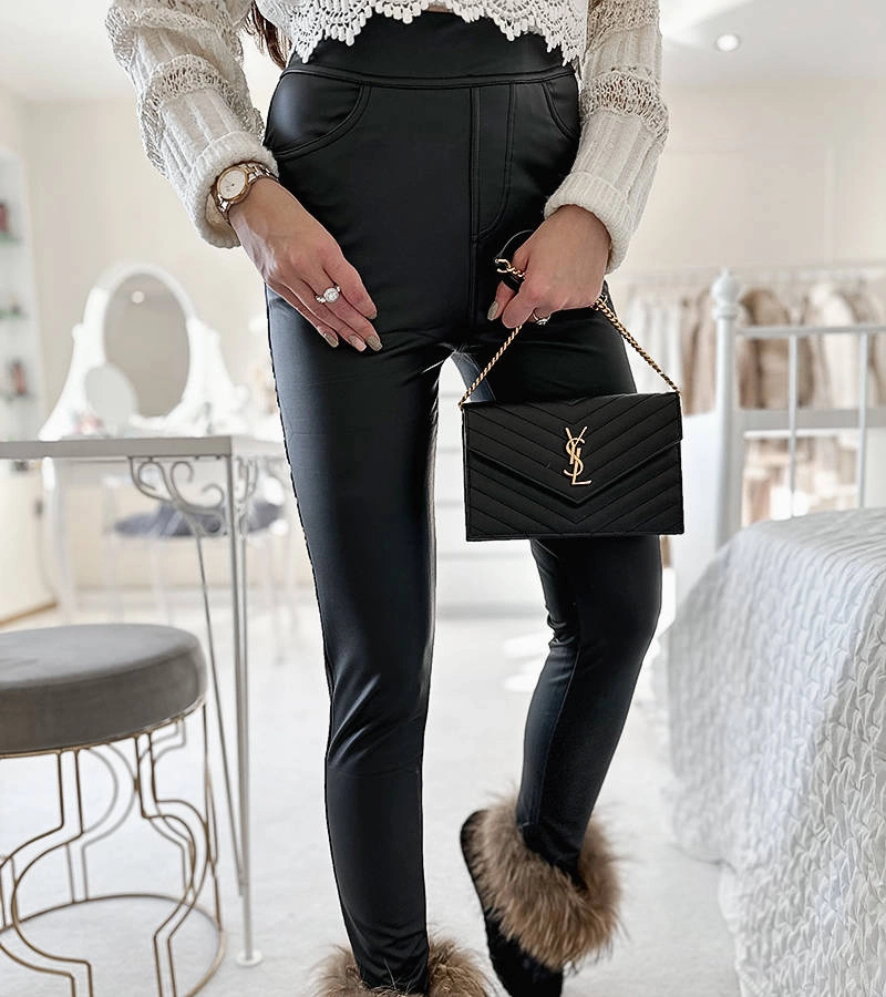 Ksandre fekete műbőr nadrág